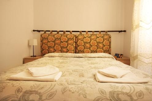 B&B Colosseum Rooms ローマ エクステリア 写真